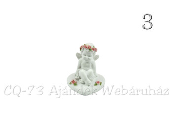 Szíven ülő angyalka koszorúval 4cm 2458 4f